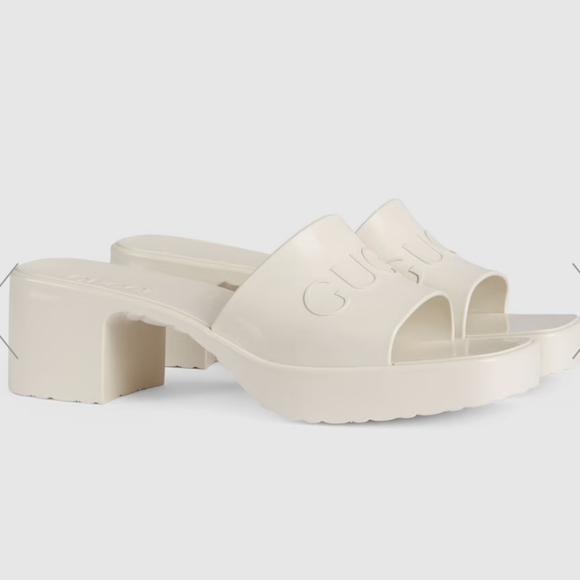 NIB $450 Gucci Logo Women's White Rubber Slide Slip-on Sandals Mules Sz 38 - Picture 1 of 13